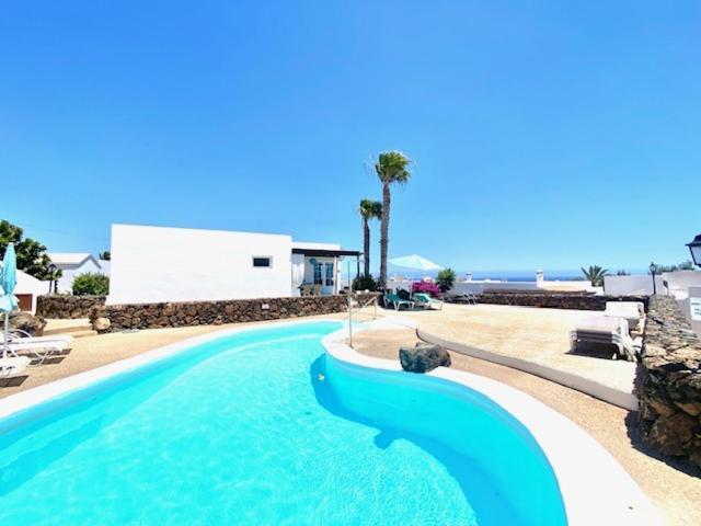 Bungalow Rey Carlos بويرتو ذيل كارمين المظهر الخارجي الصورة
